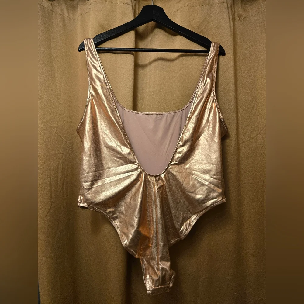 New Skims 4x high cut champagne one piece swimsuit